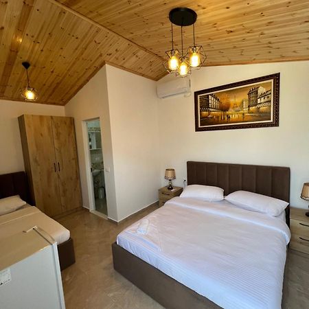 Lake Bliss Cabins Shkoder Exterior photo