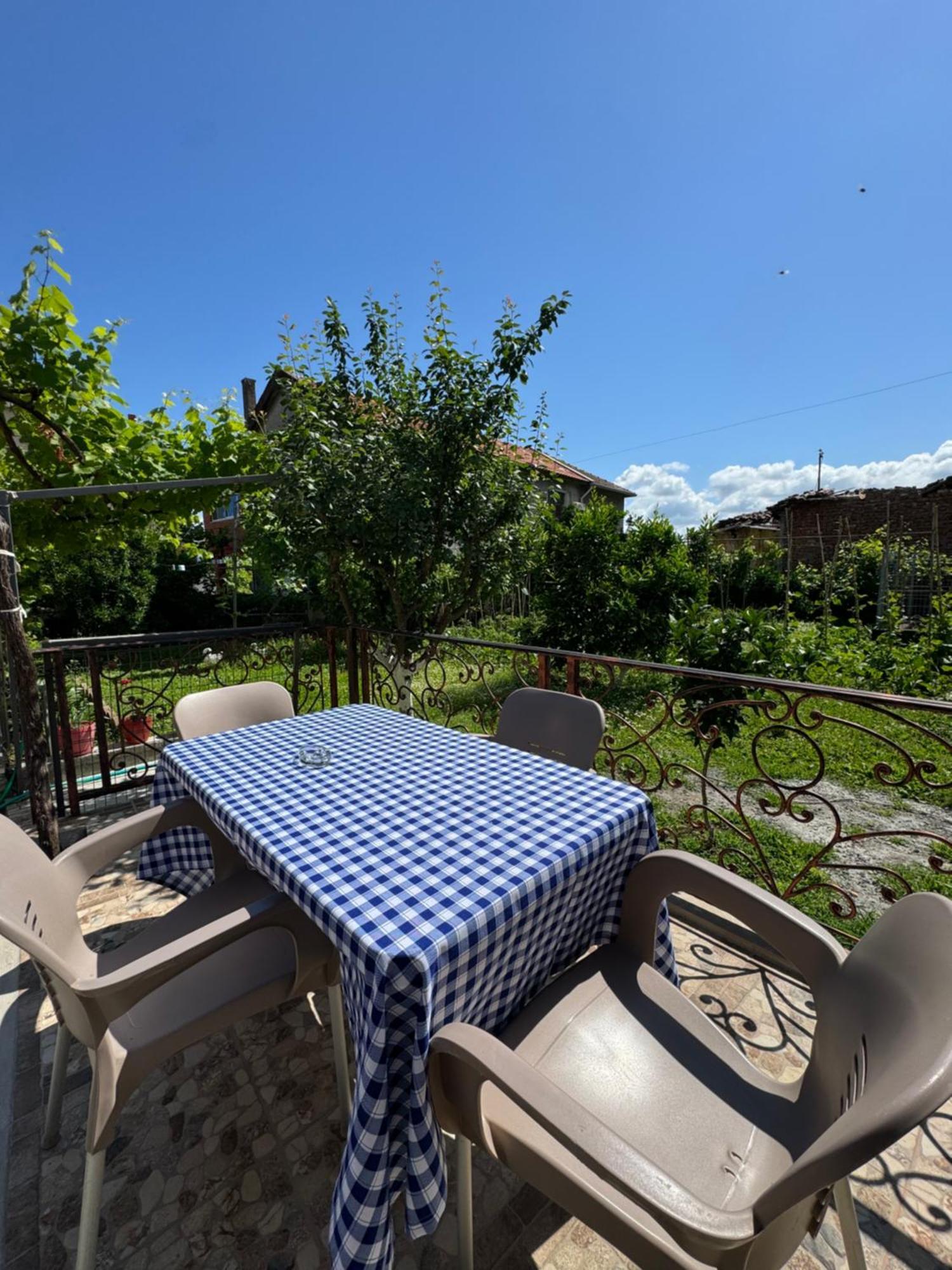 Lake Bliss Cabins Shkoder Exterior photo